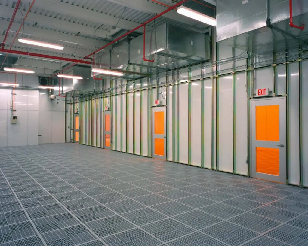 Image showing newly designed cleanroom done by Hodess for Fairchild Semiconductor