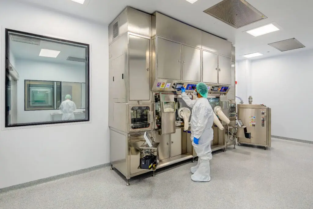 Image showing mechanical equipment in cleanroom done by Hodess for Rayze Bio